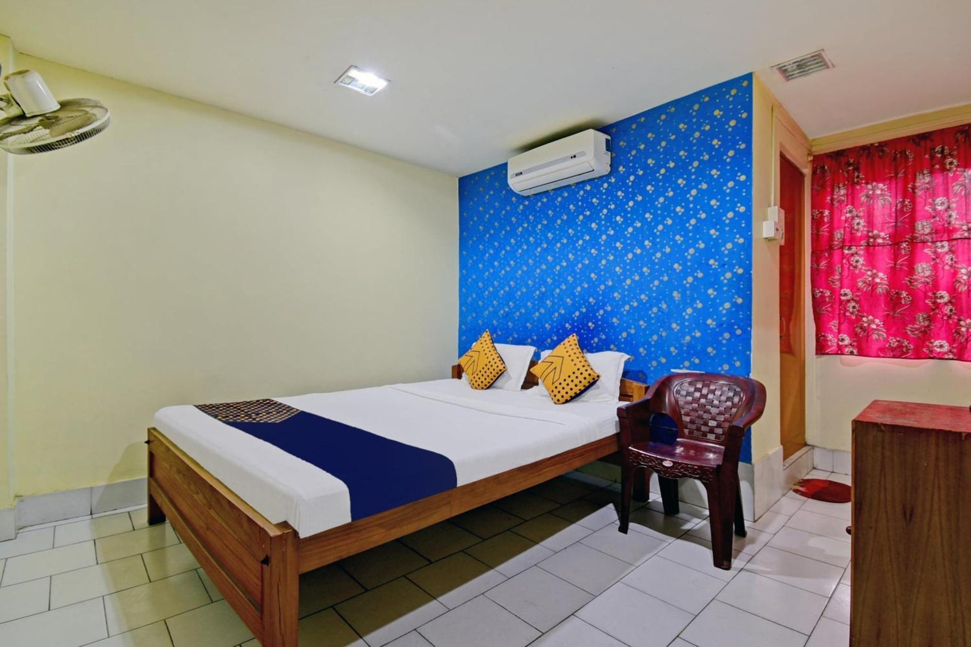 Oyo Flagship Thank You Lodge Nac Dispur Екстериор снимка